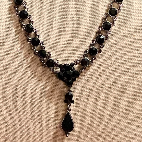 P.O.F.J. Black Silver Gilded Age Tear Drop Necklace - Picture 2 of 5